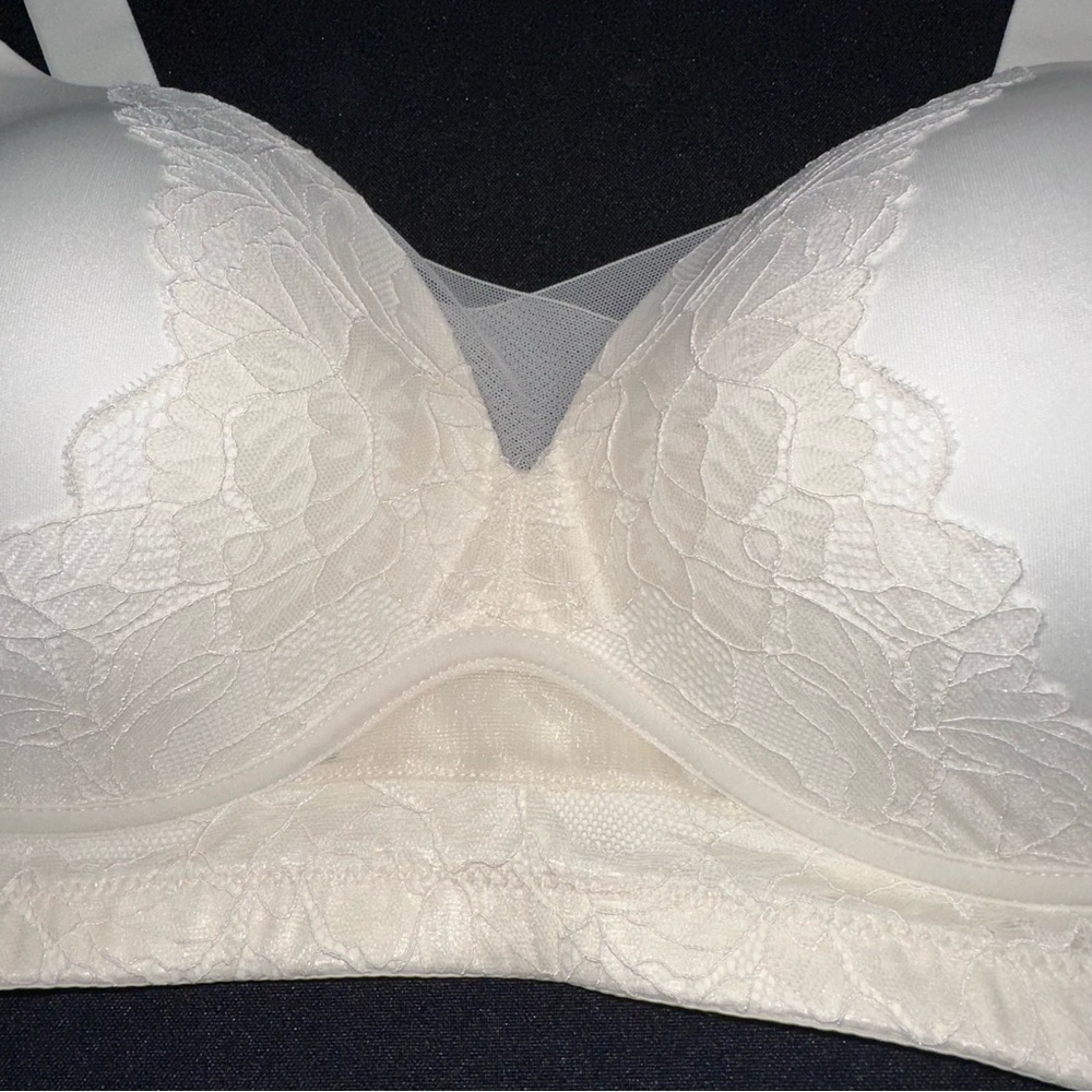 Sonashape wireless molded cup bra size large ivory with lace NWT - Picture 2 of 9
